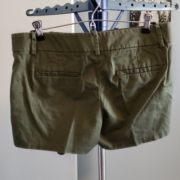 Shorts - Picture 4 of 4